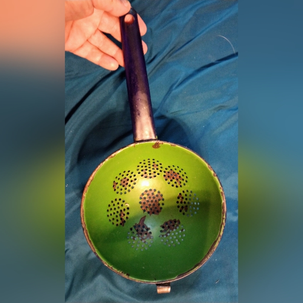 Vintage Green & Blue Collamder Strainer